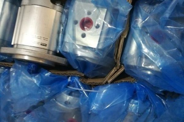 美國(guó)派克Parker液壓油泵產(chǎn)品特點(diǎn)及使用說(shuō)明